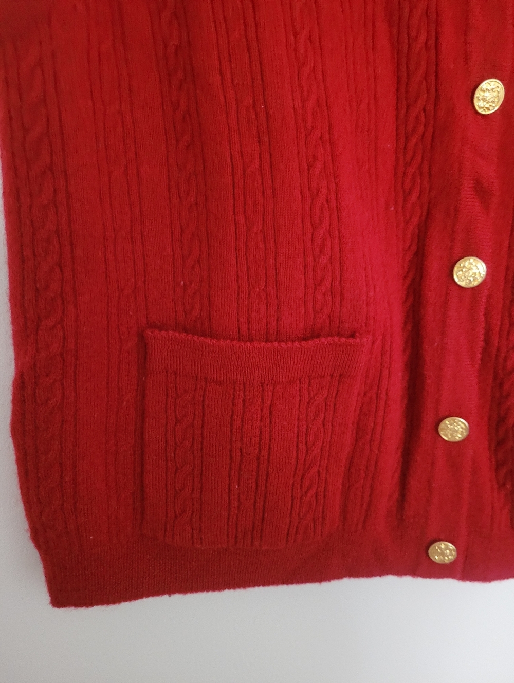 Tabi Vintage Red Cable-Knit Button Front Sweater Vest 100% Wool S Gold Button - Picture 6 of 9